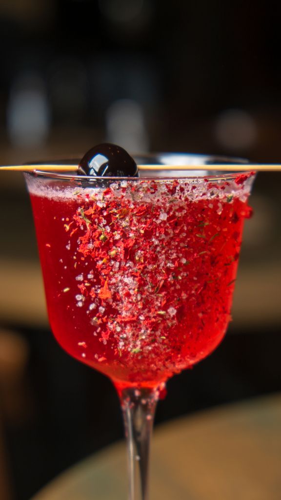 Roibos-pomegranate margarita
